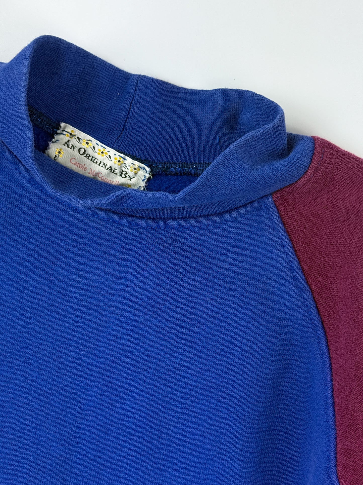 VINTAGE HANDMADE CREWNECK - 4T
