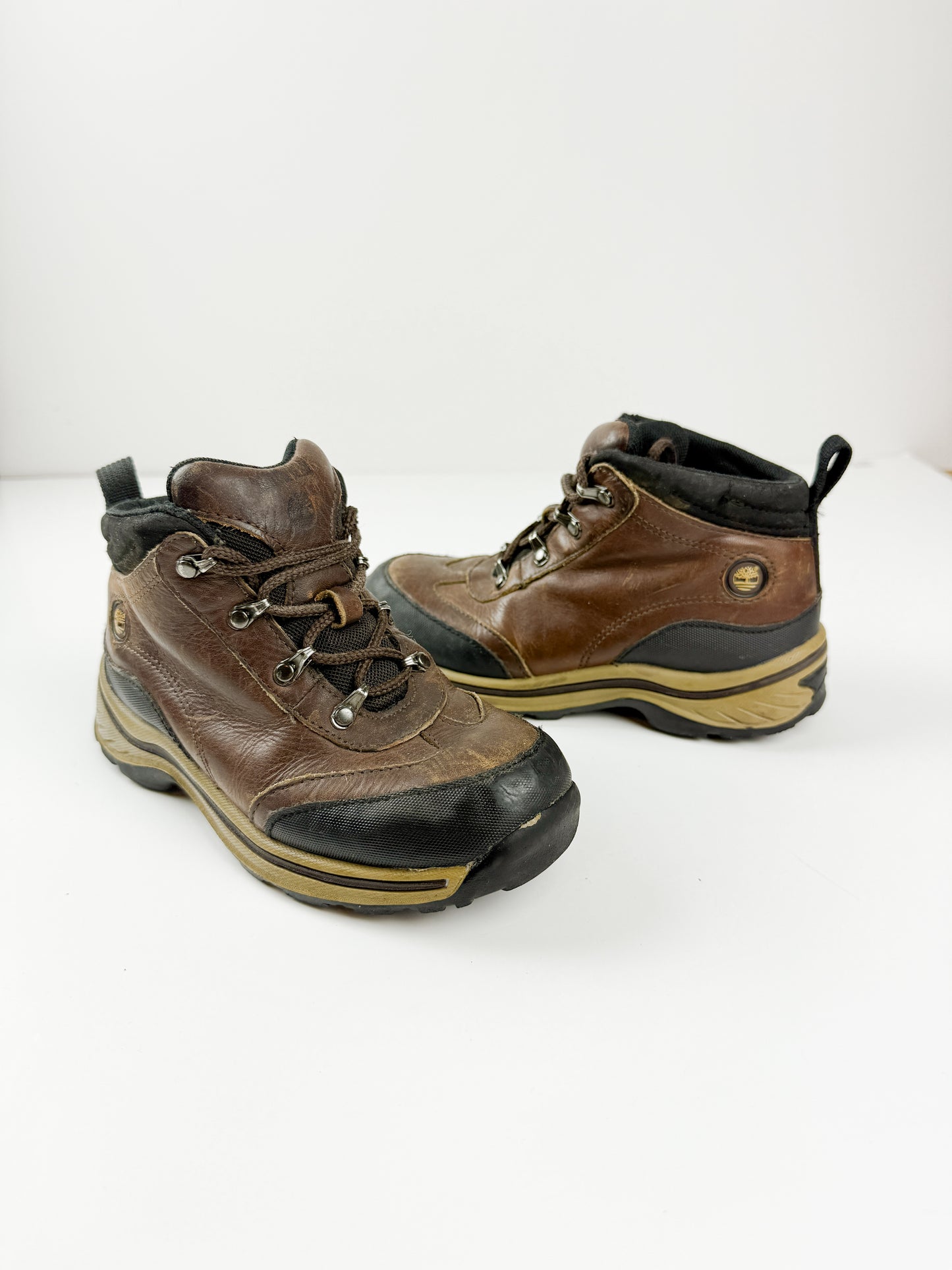 TIMBERLAND LEATHER TRAIL BOOTS - 12C
