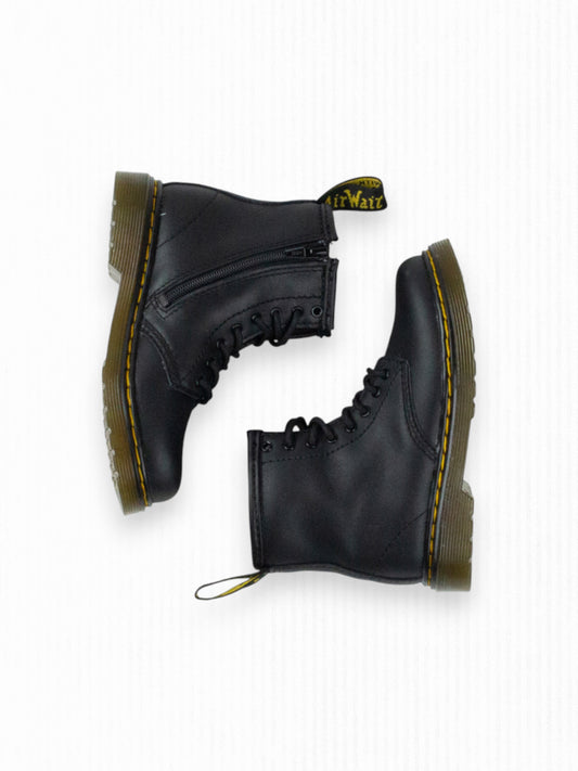 DR. MARTEN LEATHER BOOTS - 9C