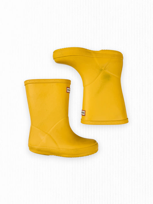 YELLOW HUNTER BOOTS - 9C