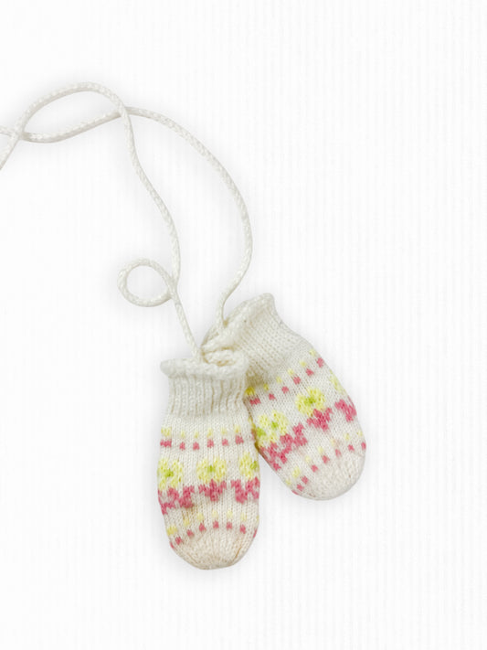 VINTAGE KNIT BABY MITTS
