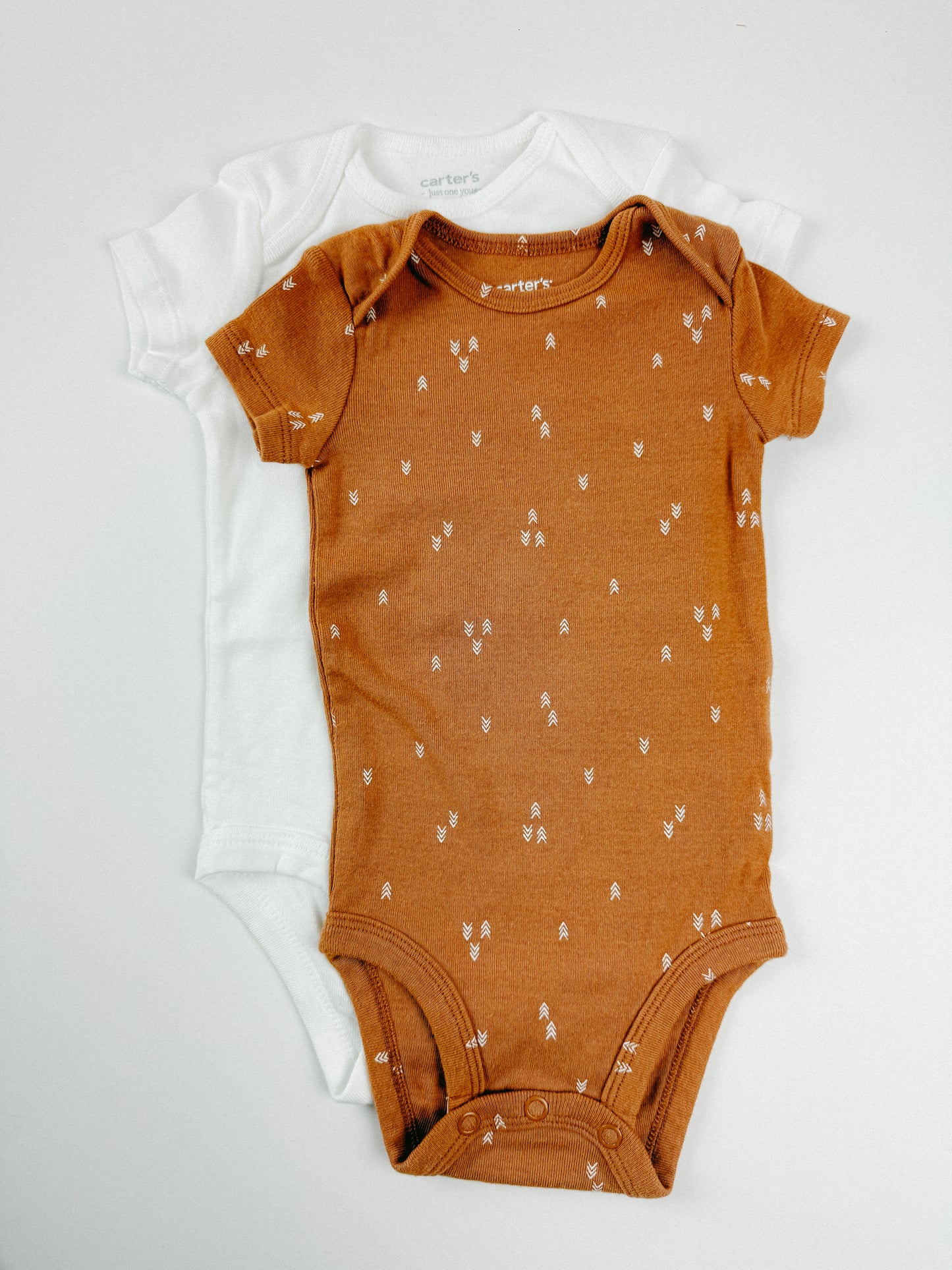 ARROWS ONESIE SET - 6M