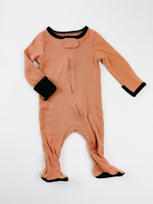 PEACH + BLACK SLEEPER - 3M