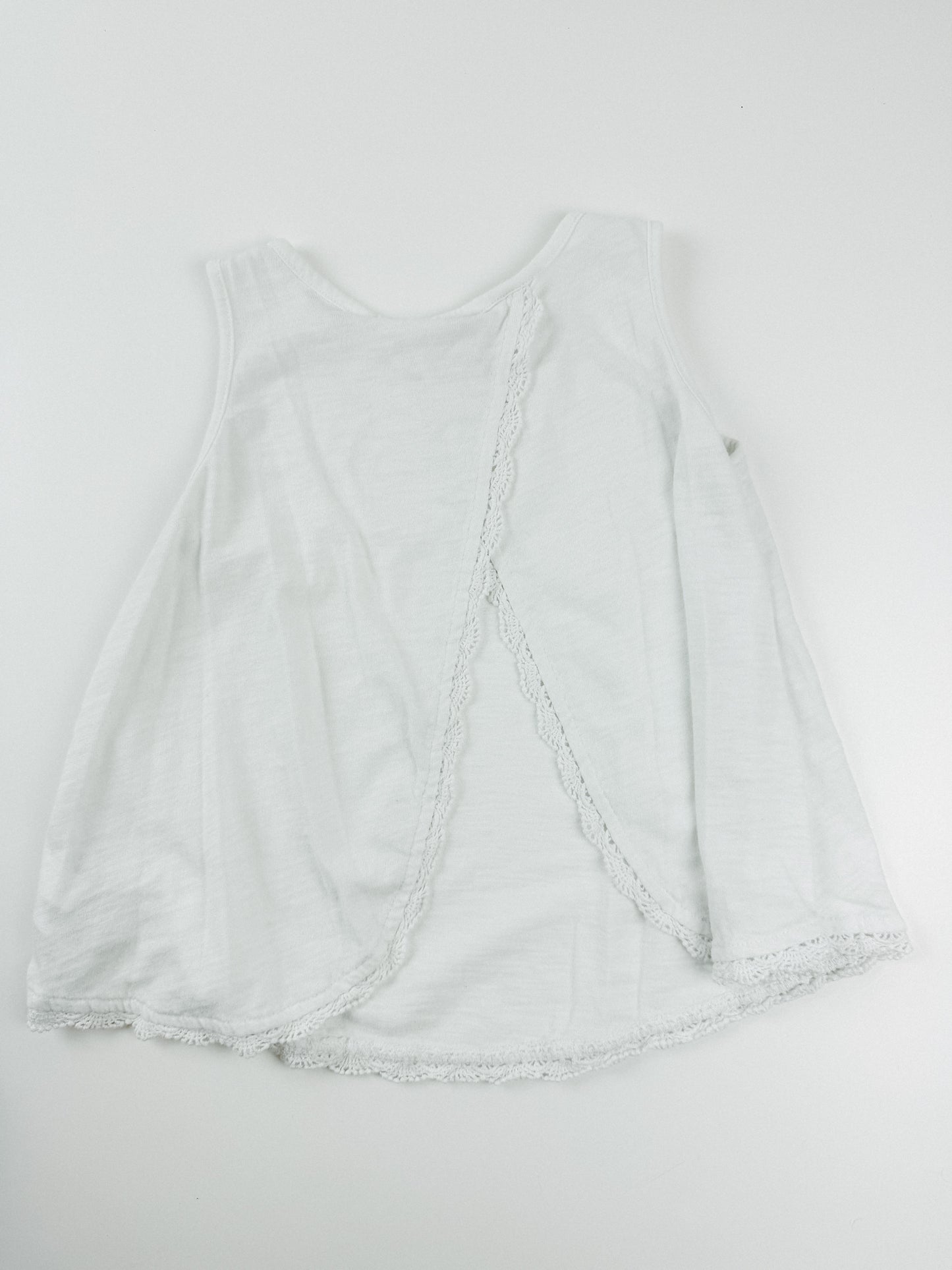 WHITE OPEN BACK TANK - 5T