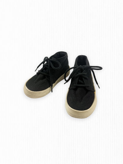 BLACK CANVAS POLO TENNIES - 5C